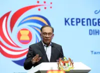 Heed the King's decrees, says Anwar