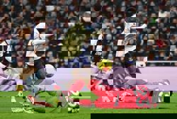 Soccer-Everton's Thierno Barry puts dent in Aston Villa's title hopes