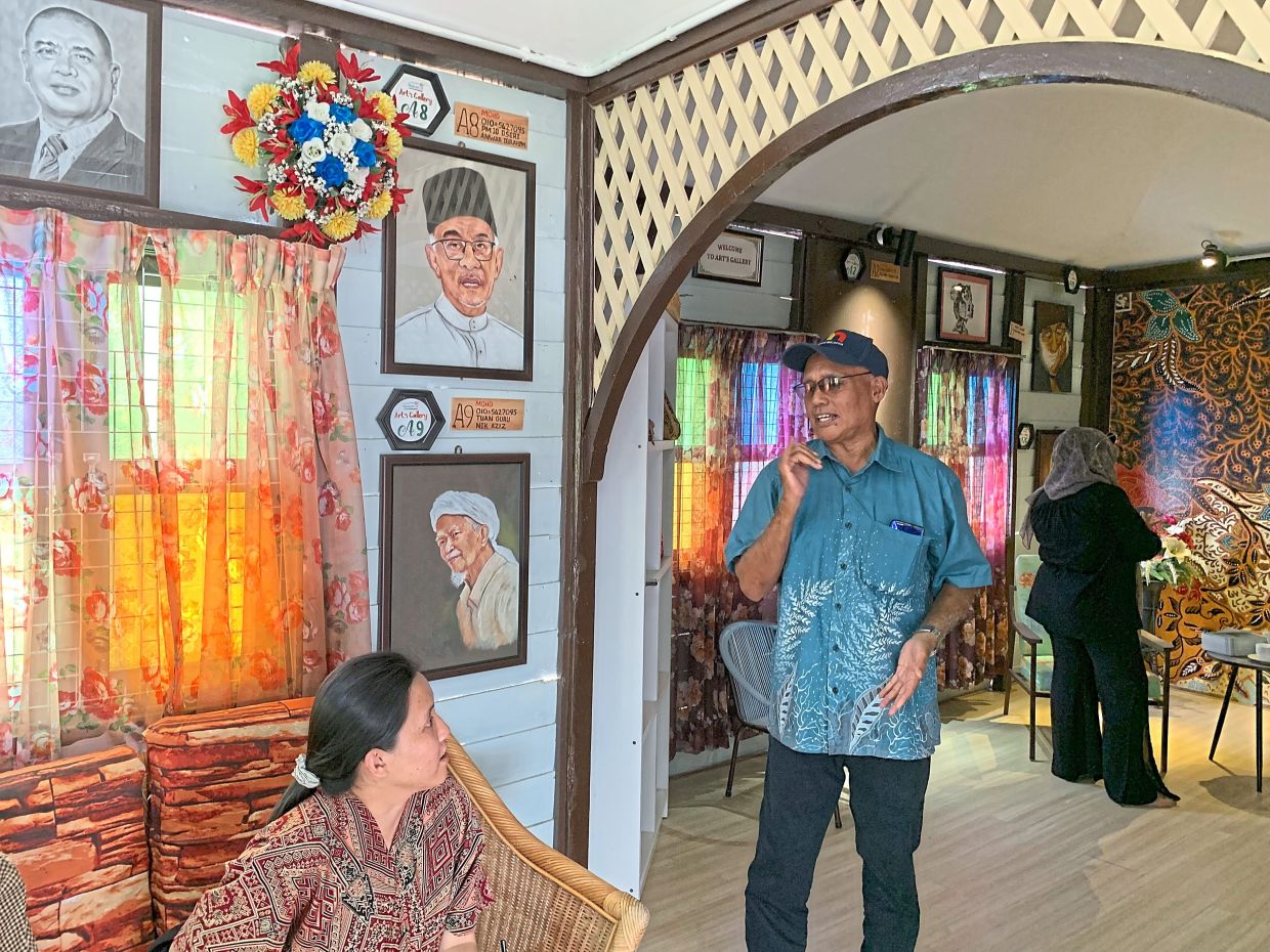 Cikgu Suhami is the caretaker of the Wakaf Che Teh Fatimah.