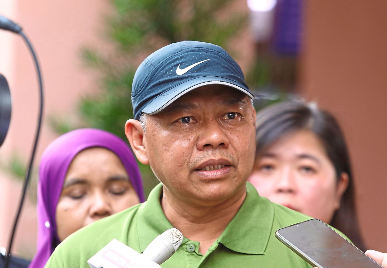 Waste of time, DBKL resources in removing illegal ads