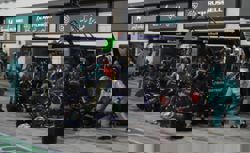 Motor racing-Mercedes F1 says top designer Owen to leave team