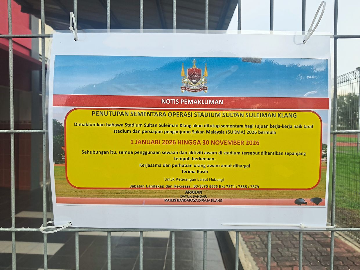 A notice by MBDK on the complete closure of Stadium Sultan Suleiman Klang for 11 months. 