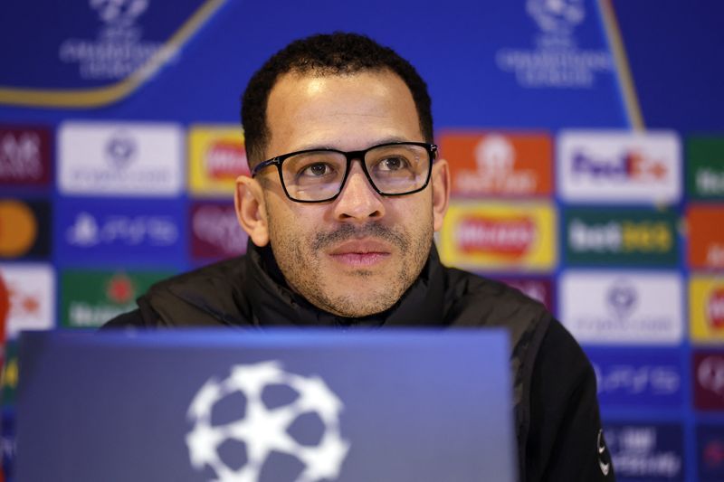 Soccer-Fernandez doubtful; Estevao and Gusto back for Chelsea v Pafos