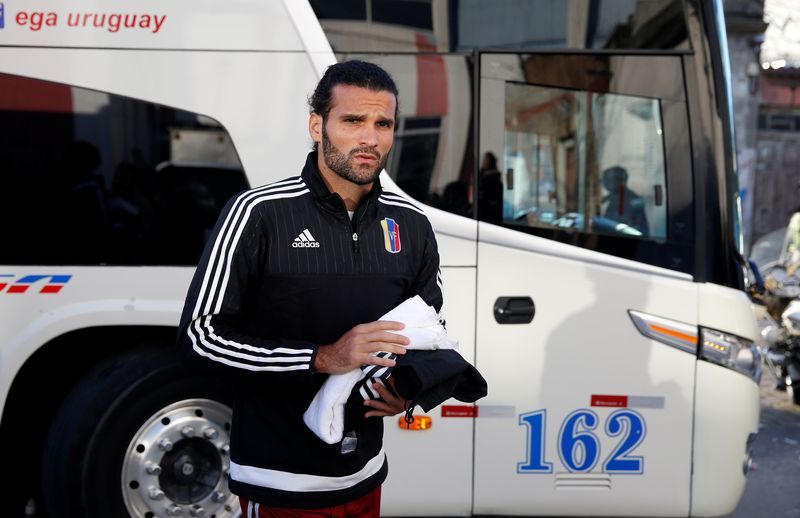 Soccer-Vizcarrondo named Venezuela's new head coach