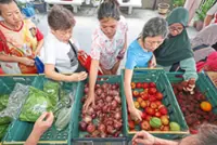 Fresh produce key to balanced diet for B40 group