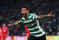 Soccer-PSG falter as Suarez leads Sporting to victory