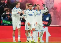 Ten-man Copenhagen secure draw against Napoli with Larsson goal