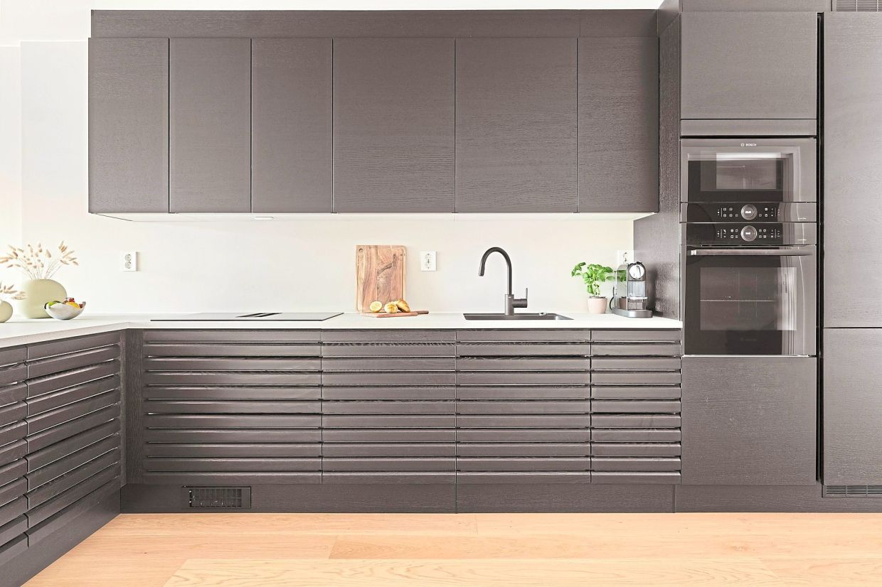 Dark wood tones such as walnut and mahogany are re-emerging, as homeowners strive to bring a sense of depth to their interiors, says Kelly-Paine.— Pixabay