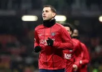 Soccer-France defender Lucas Hernandez accused of exploiting Colombian family