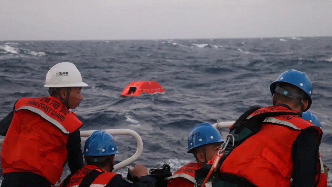 Chinese Coast Guard conduct rescue operations after receiving reports of a distressed cargo ship which was carrying Philippine crew members, in a location given as the South China Sea, in this still image released on Friday, January 23, 2026. -- Photo: CHINA COAST GUARD/Handout via REUTERS