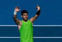 HIGHLIGHTS-Tennis-Australian Open day six