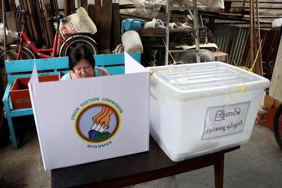 UN expert urges world to reject Myanmar 'sham' election