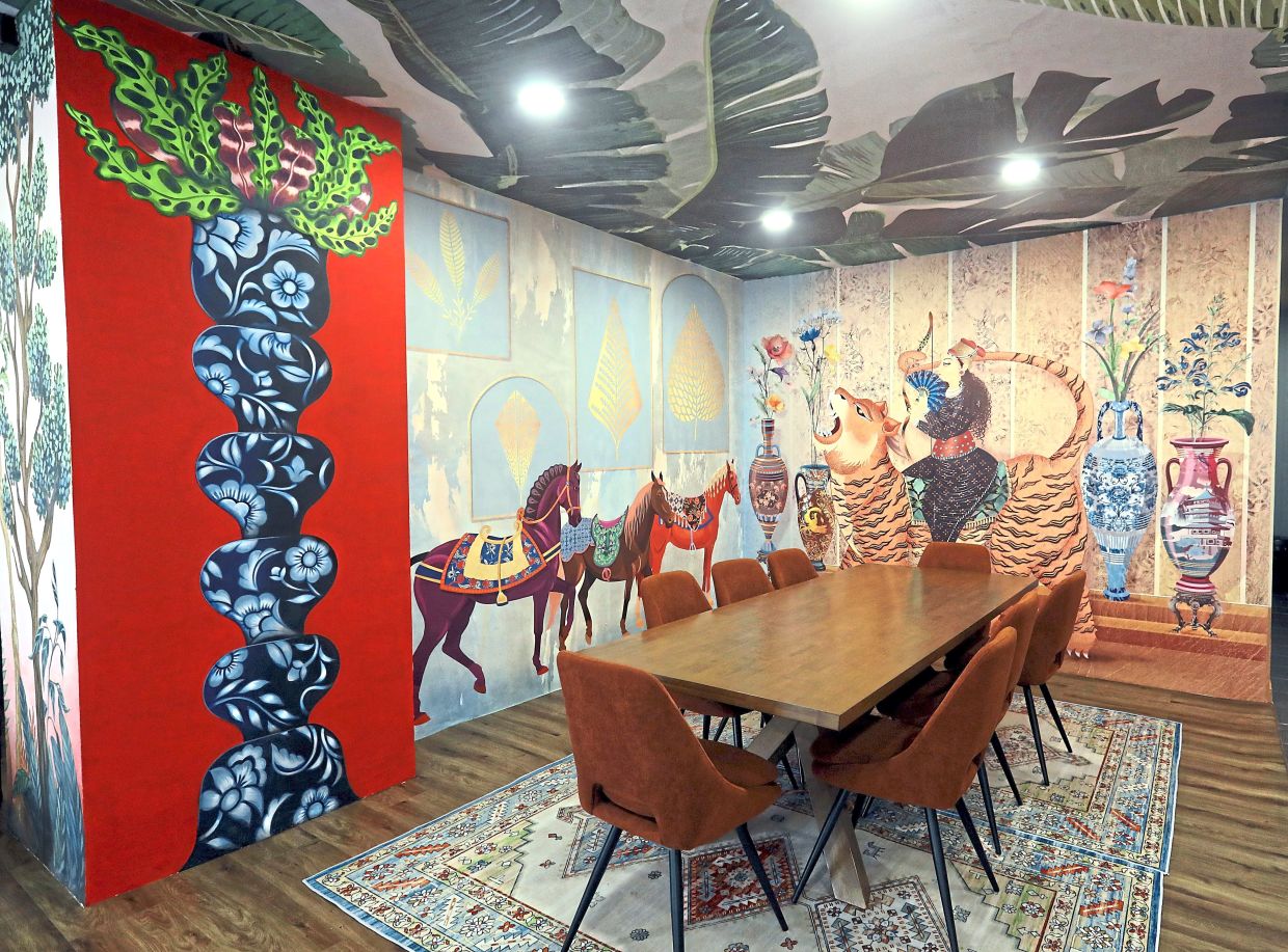 Maximalism can have many elements without looking crowded, says Shani.