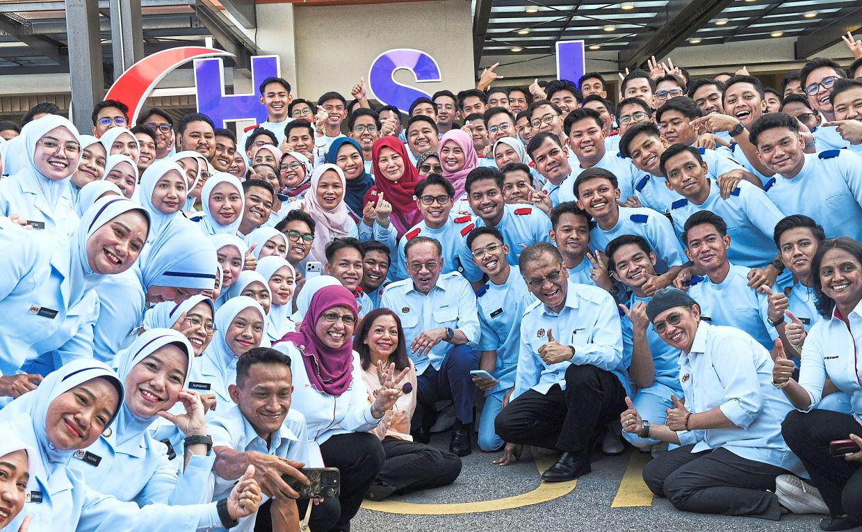 PM: Stop depending on cartels