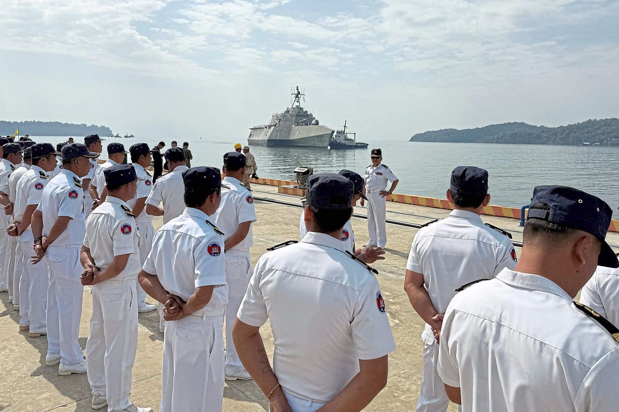 US warship docks at Ream naval base