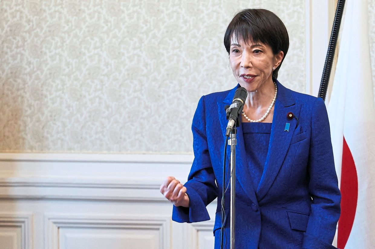 Opposition parties slam lower house dissolution