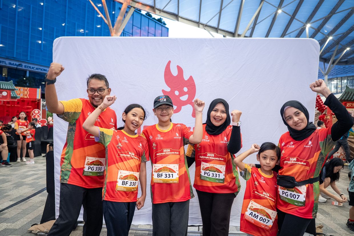 Happy family: Participants of the Kidslympic Malaysia Run – Chinese New Year (CNY) edition.