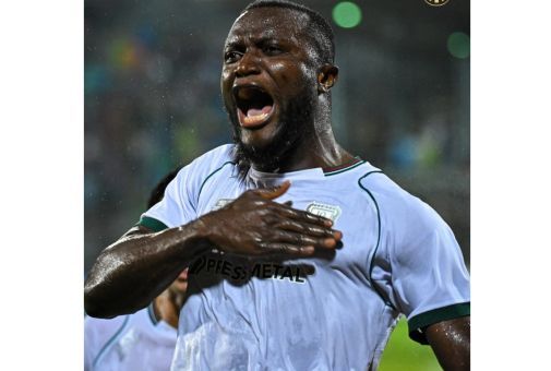 Overjoyed Ngah dances for the Cats’ 12th man