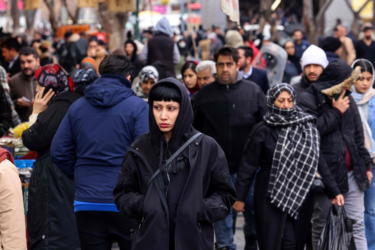 Iranians struggle as Internet shutdown hits livelihoods