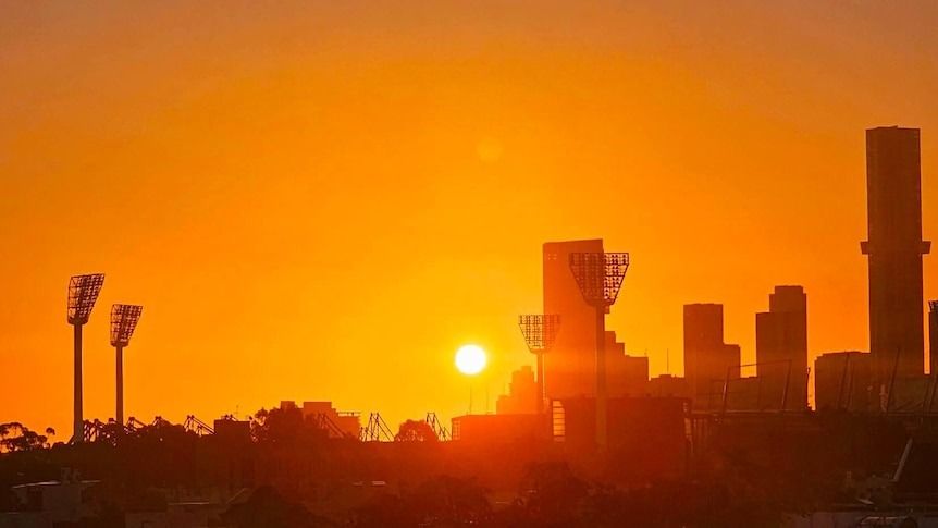 'It's just too hot at the courts' - Australian Open schedule altered again amid Melbourne raging heatwave