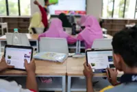 Johor pilot schools lighten learning load