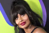 Jameela Jamil labels Blake Lively a ‘suicide bomber’ in private texts to publicist