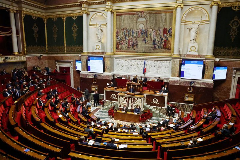 France's National Assembly debates banning under-15s from social media