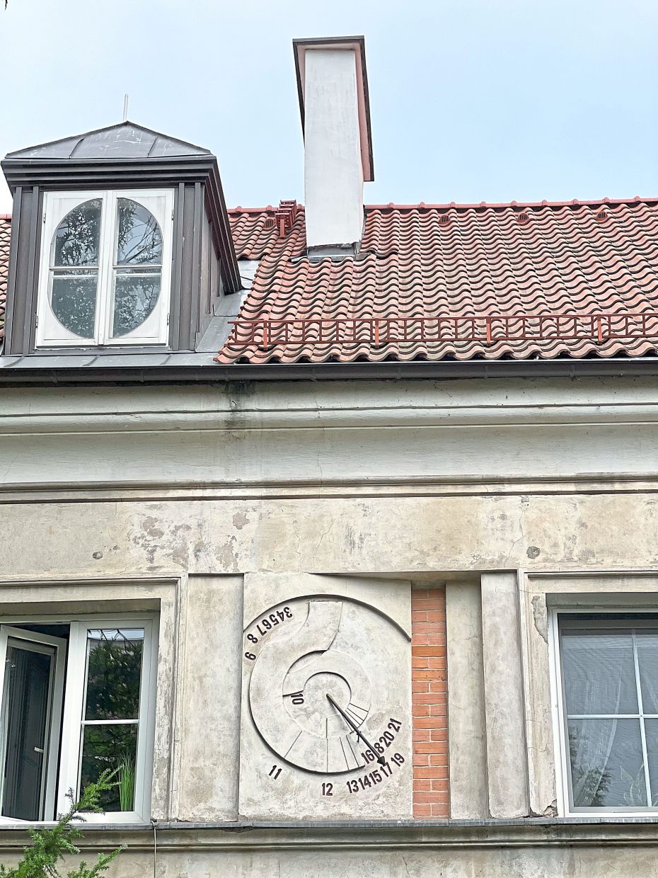 A sundial that might have you second guessing how to read time.