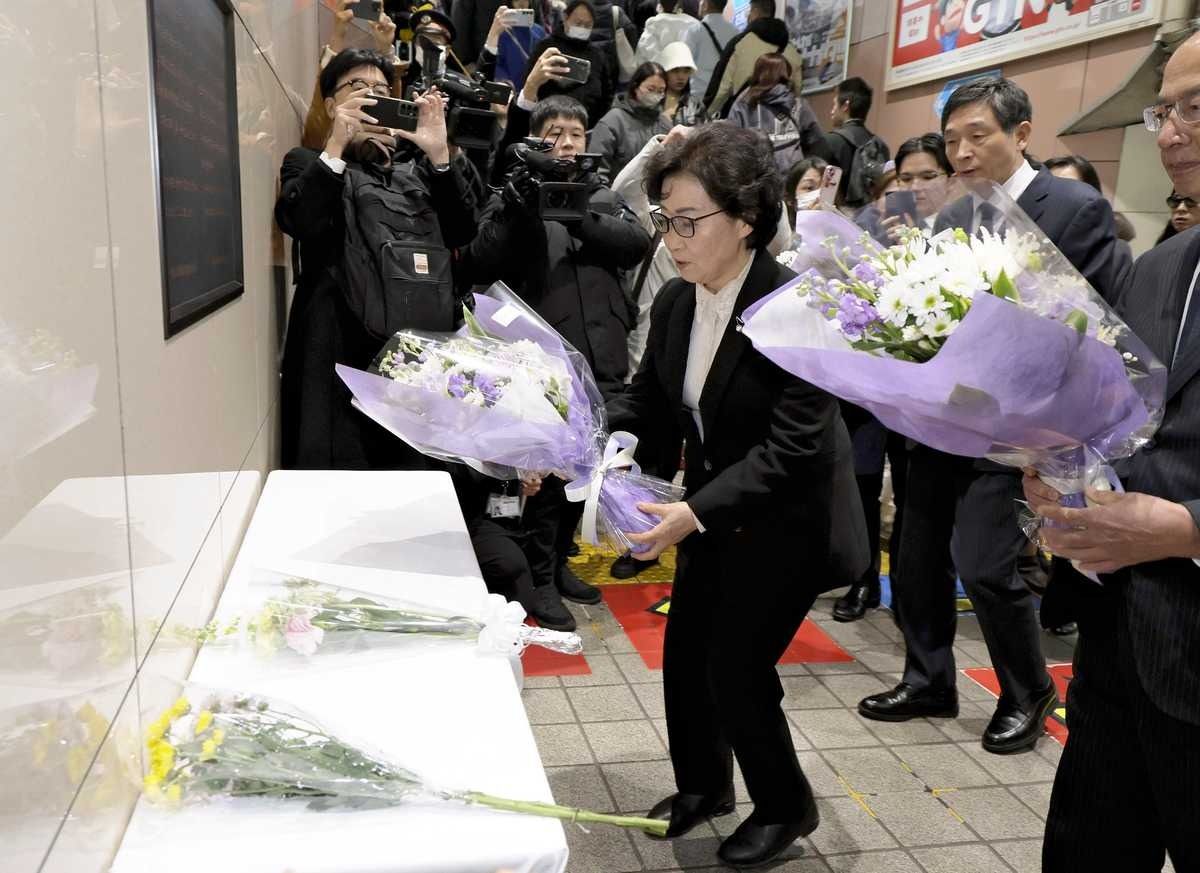 South Korean mother hopes son who died trying to rescue Japanese stranger can bridge nations