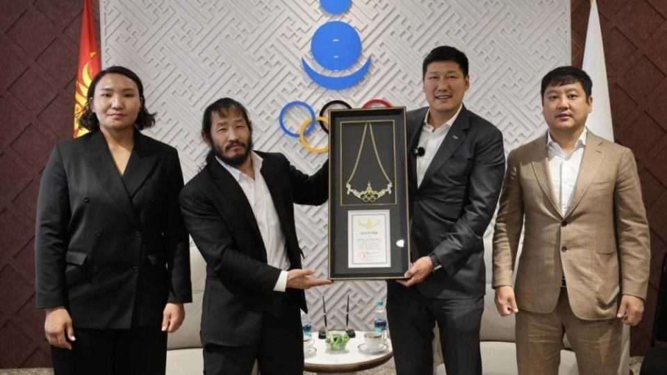 Mongolian athletes from Netflix’s Physical Asia awarded Golden Star