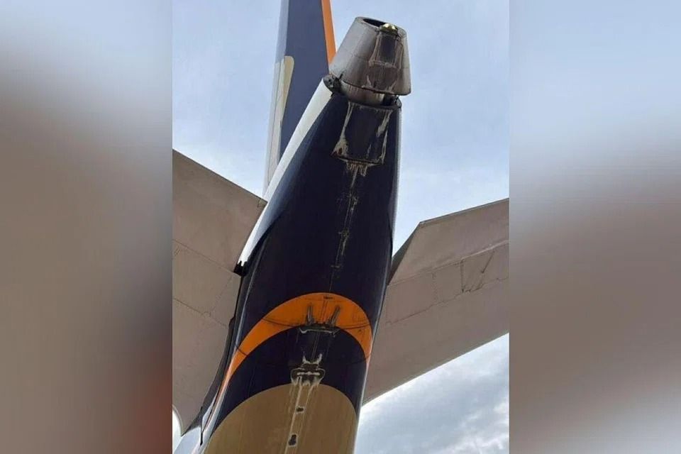 Singapore Airlines jet suffers damage to tail during aborted landing at Changi Airport