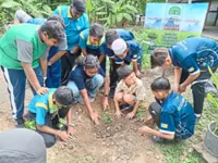 Cultivating young gardeners