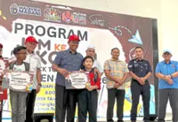 MP’s back-to-school aid brings relief to Pulai folk