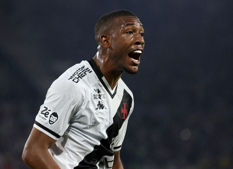 Soccer-Bournemouth sign Brazilian forward Rayan from Vasco da Gama