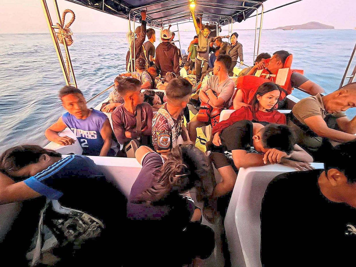 Fleet grounded after deadly sinking