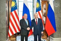 Putin hosts King at renowned Russian museum