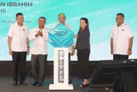 PM: Faster project approvals to boost economic momentum