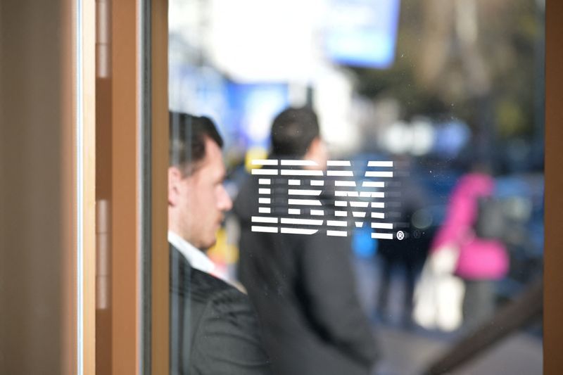 IBM beats fourth-quarter revenue estimates as AI clamor boosts software demand