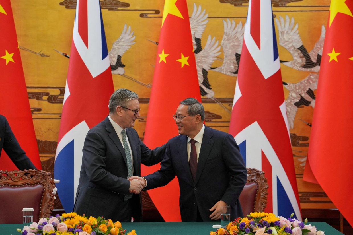 UK citizens to get visa-free travel to China after Starmer talks with Xi