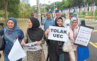Protesters call for end to URA, UEC recognition