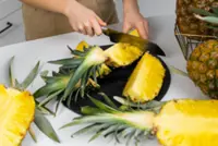 QuickCheck: Does eating pineapple during pregnancy cause miscarriage?