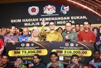 Double cheers for bowlers at National Deaf Sports Awards