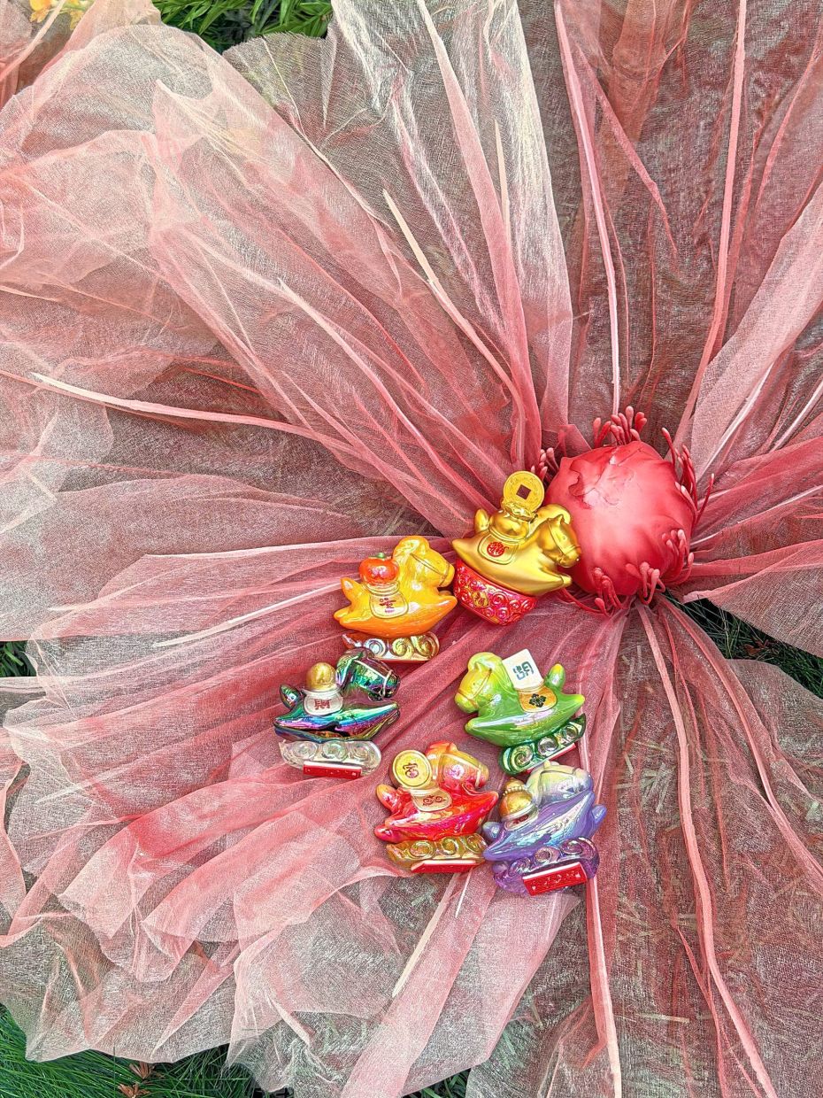 Each blind box features an adorable, vibrant horse design paired with a fortune stamp, symbolising blessings and prosperity.