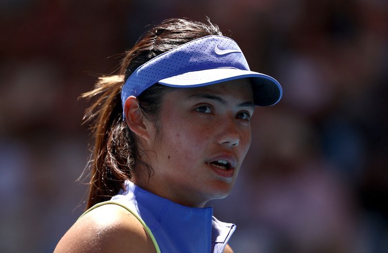 Tennis-Raducanu splits with coach Roig after six months