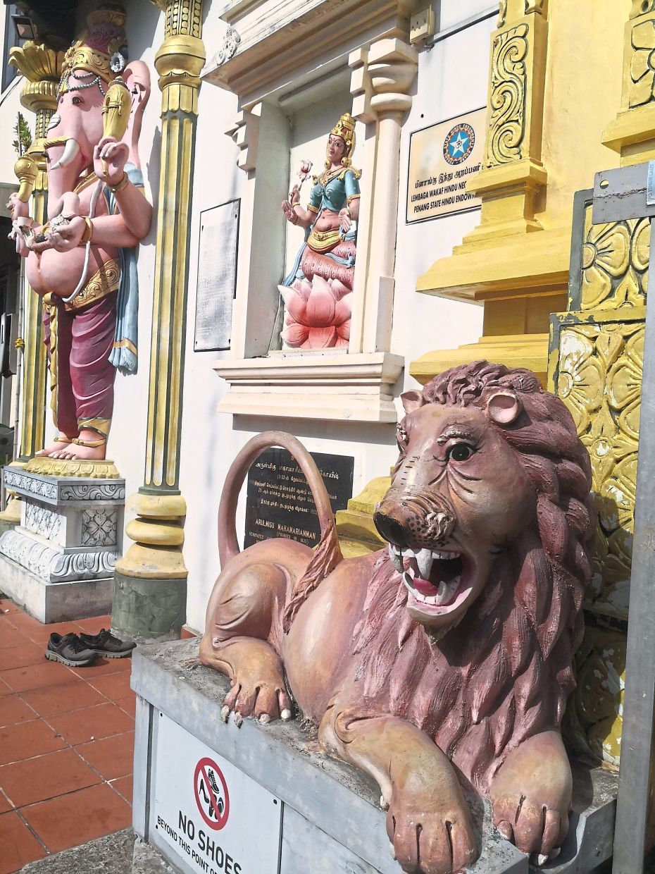 The lion sculptures were added during the 1998 renovation exercise.