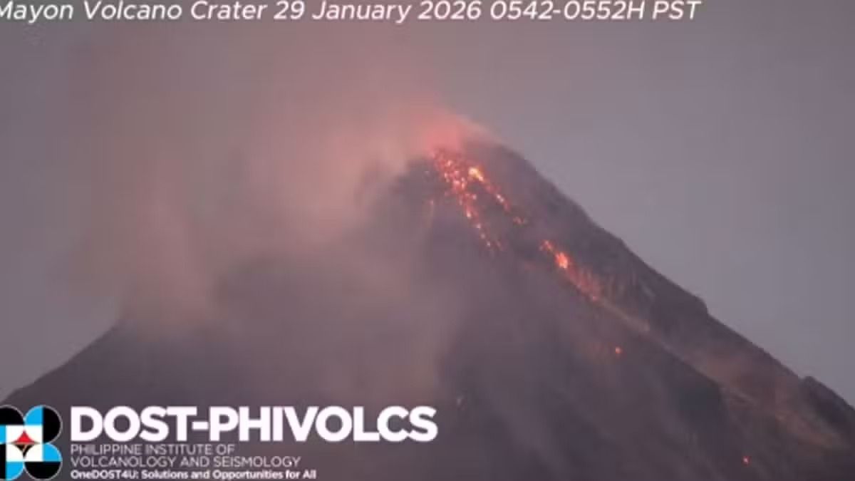 Mayon Volcano remains under Alert Level 3: Phivolcs