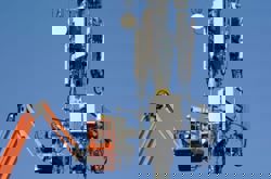 Verizon forecasts upbeat annual profit as wireless subscriber growth hits six-year high