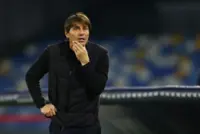 Soccer-Gruelling fixture schedule is killing football, says Napoli coach Conte