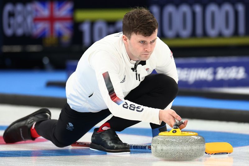 Olympics-Curling-Britain's men look to end wait for gold