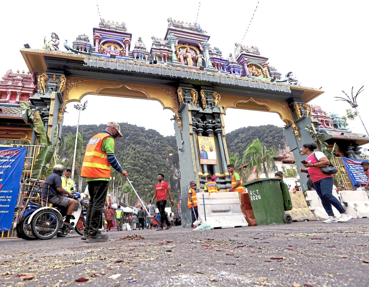 Cleaners put in extra hours at Batu Caves